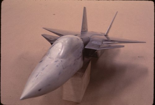 SF-121-Front-Nose-Up-WT-Model-VAHF.jpg