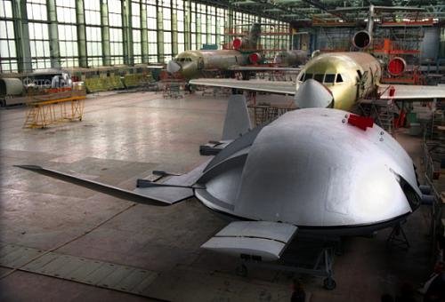 assembly of EKIP L2-3 prototype aircraft at the Saratov Aviation Plant.jpg