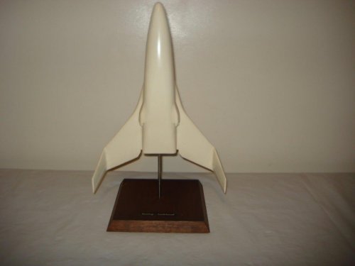Boeing Lockheed Shuttle Model.jpg