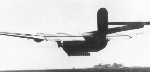 Le B-09 à Mühldorf au décollage, été 1944.jpg
