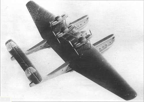 ANT-22 (passenger var.).jpg