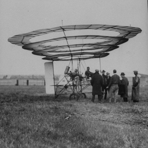 early-prototype-of-flying-machine-flying-doughnut-exhibited-at-curtis-field.jpg