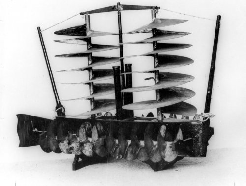 Powers 1862 Confederate Helicopter (Smaller B&W Model).jpg