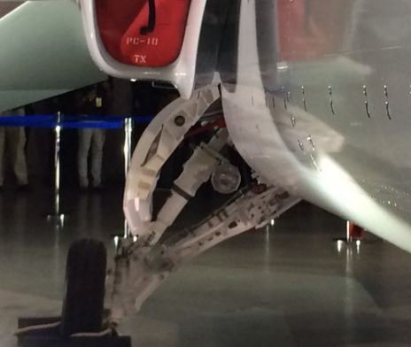 T-X landing gear.JPG