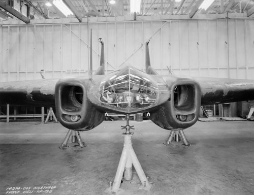 XP-79_Cockpit_E.jpg
