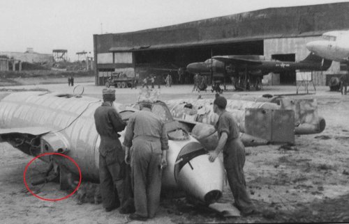 Me263 landing gear.JPG