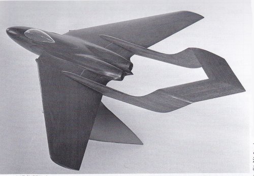 DH.110 early design model.jpg