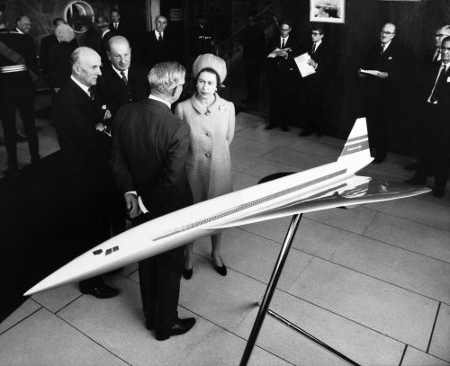 Queen Elizabeth II visits the factory where the Concorde is being developed September 1966.jpg