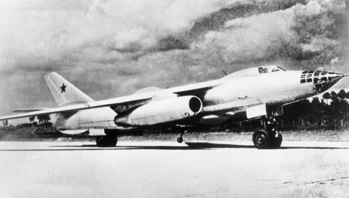 Ilyushin-Il-54-1.jpg