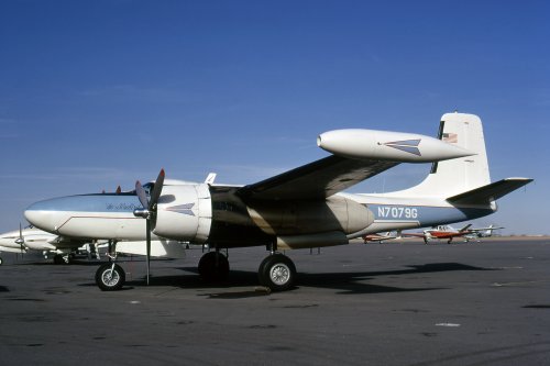 zB-26C N7079G ex44-35562 KTUL TGibson Mar-1974.jpg