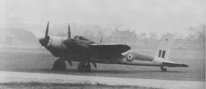 De Havilland Mosquito Turbinlite RAF Wittering.jpg