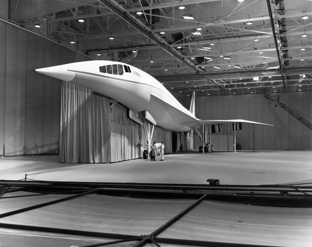 Lockheed_L-2000_mockup.jpg