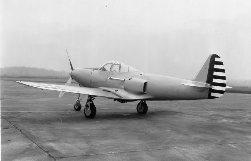 XP-39 small.jpg