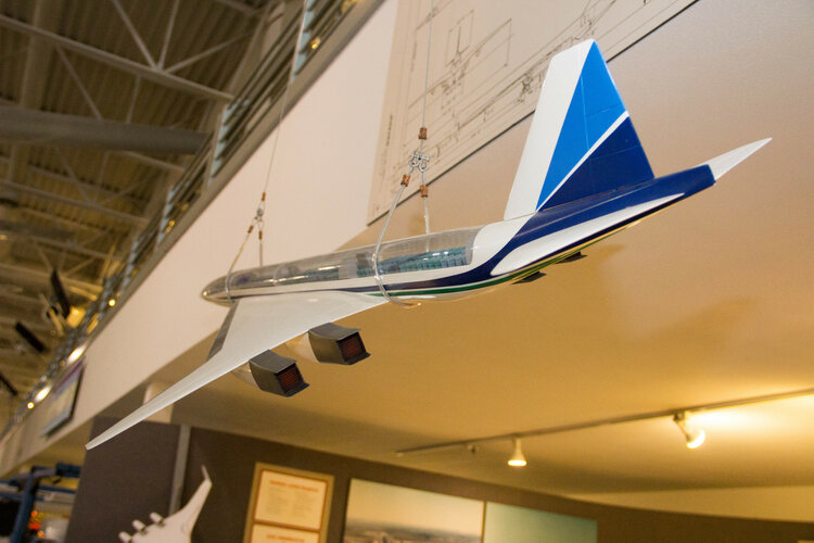 Hiller Aviation Museum Boeing HSCT model.jpg