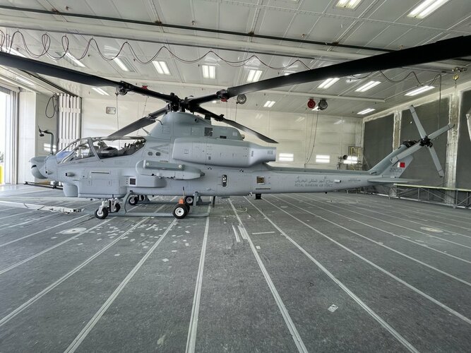 404860-Bahrain AH-1Z Photo-0a2be4-large-1634929430.jpg