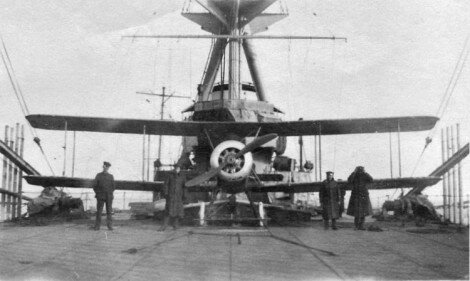 flying-off-deck-hms-vindictive-1919ft.jpg