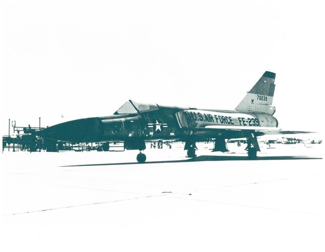 YF-106C.jpg