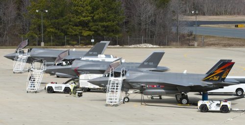 F-35B 3x lineup.jpg