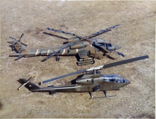 AH-1G and Boeing Vertol AAH mockup proposal (2).jpg