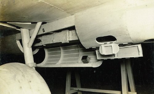 Ki 94-1 under carriage.jpg