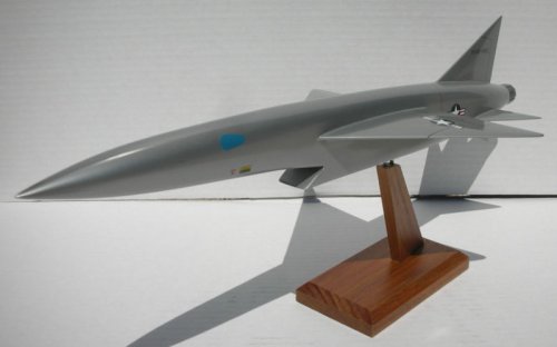 XF-103_09.JPG