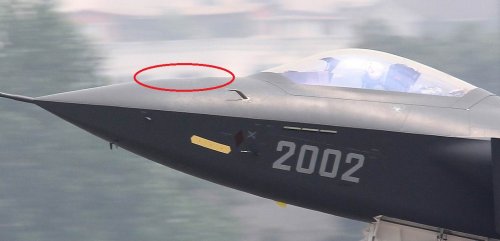 J-20 strange nose +.jpg