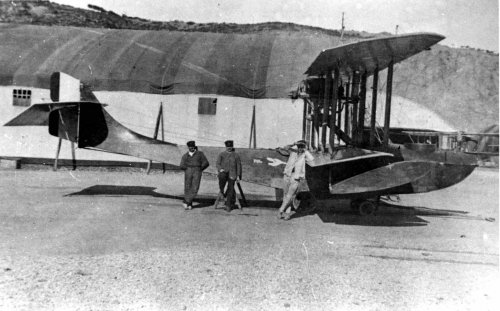 Donnet-Denhaut 150 hp flying boat in Arzew, 1918.jpg