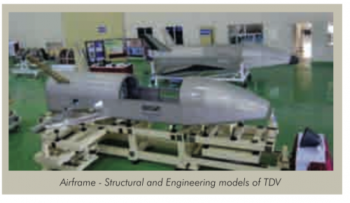 ISRO-RLV-TD-structural_model-2012.png