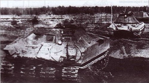 Unkown Soviet design - (possibly test vehicle for 'Object 279' Super heavy tank prototype (1957).jpg