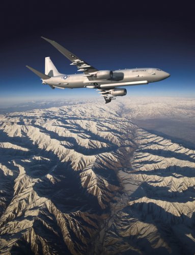 AIR_P-8_AGS-JSTARS_SDBs_JSOWs_over_Mountains_Concept_Boeing_lg.jpg