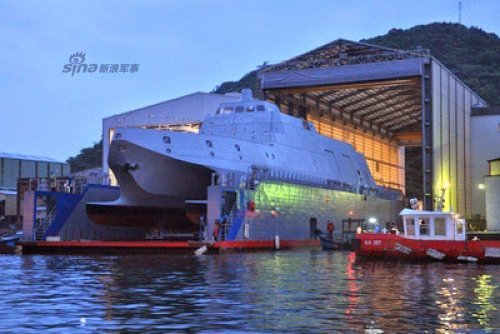 More photos of Taiwan's first Hsun Hai-class corvette 2.jpg