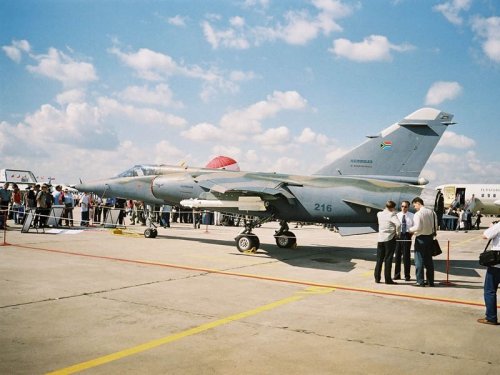 Dassault Super Mirage F-1AZ_05.jpg