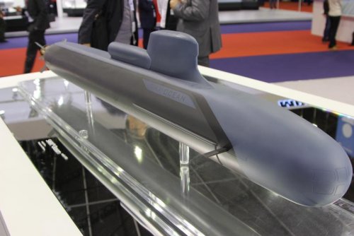 DCNS SMX-Ocean modell - Euronaval exhibition 2014.JPG