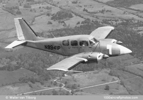 Piper PA-41P.jpg