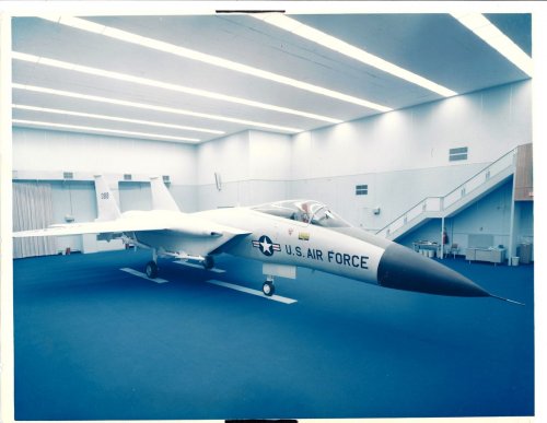 MDD_F-15_mockup_Blue_room_Scan1206.jpg