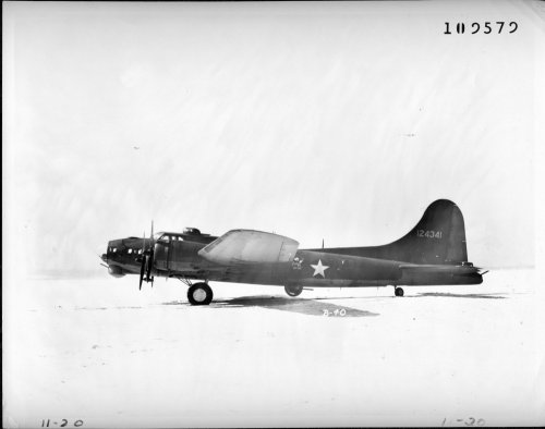 Boeing_B-40_16254337174_cde2965586_b.jpg