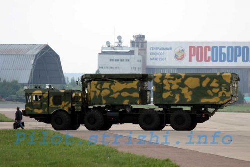 S-400 radar_MAKS 2007_2.jpg