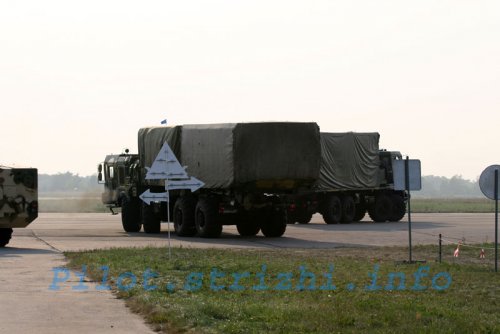 S-400 radar_MAKS 2007_3.jpg