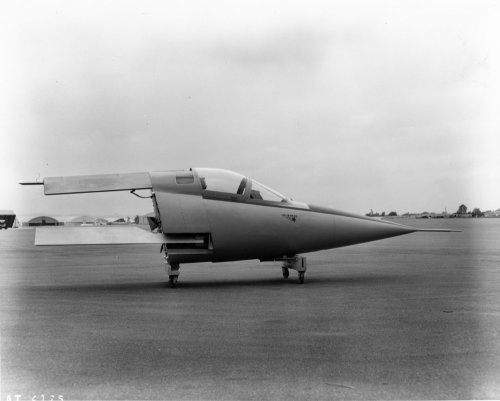 Lockheed nose mock-up_sdasm archives.jpg