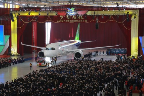 COMAC C919 roll-out - 2.11.15 - 15.jpg