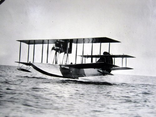 Unknown_1918_Seaplane.jpg