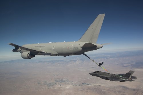 Italian AF Tanker Refuels F-35.jpg