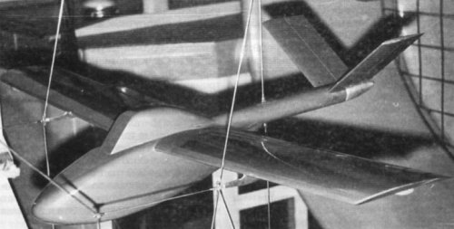 Antonov_A-17_Windtunnel_Model.jpg