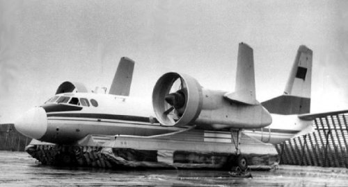 Antonov_An-24_Hovercraft_(Kuibyshev Polytechnic Institute)_Image.JPG