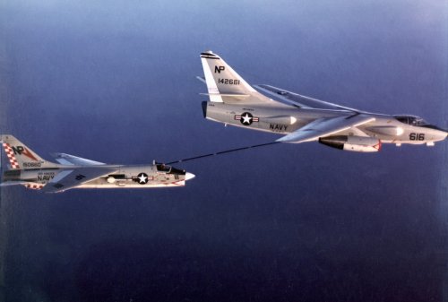 EKA-3B_refueling_VF-211_F-8J_1972.jpeg