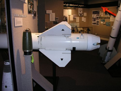 AGM-83-Bulldog-China-Lake-20031113-4.jpg