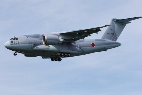 Kawasaki C-2_68-1203_20160517.jpg