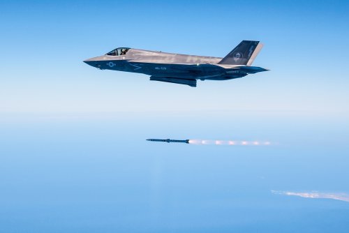 F-35 test pilot live fires an AIM-120.jpg