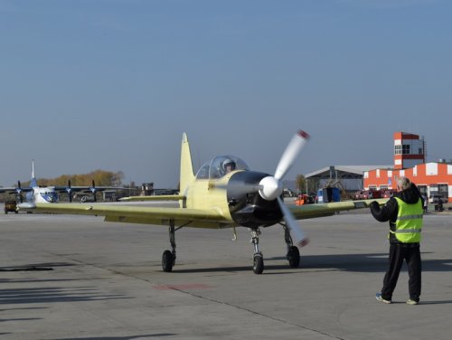 RuAF Yak-152 maiden flight - 29.9.16 - 1.jpg