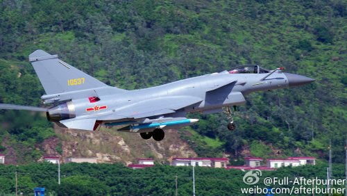 J-10B 10537 - 2. Division - Zhuhai - 16.jpg